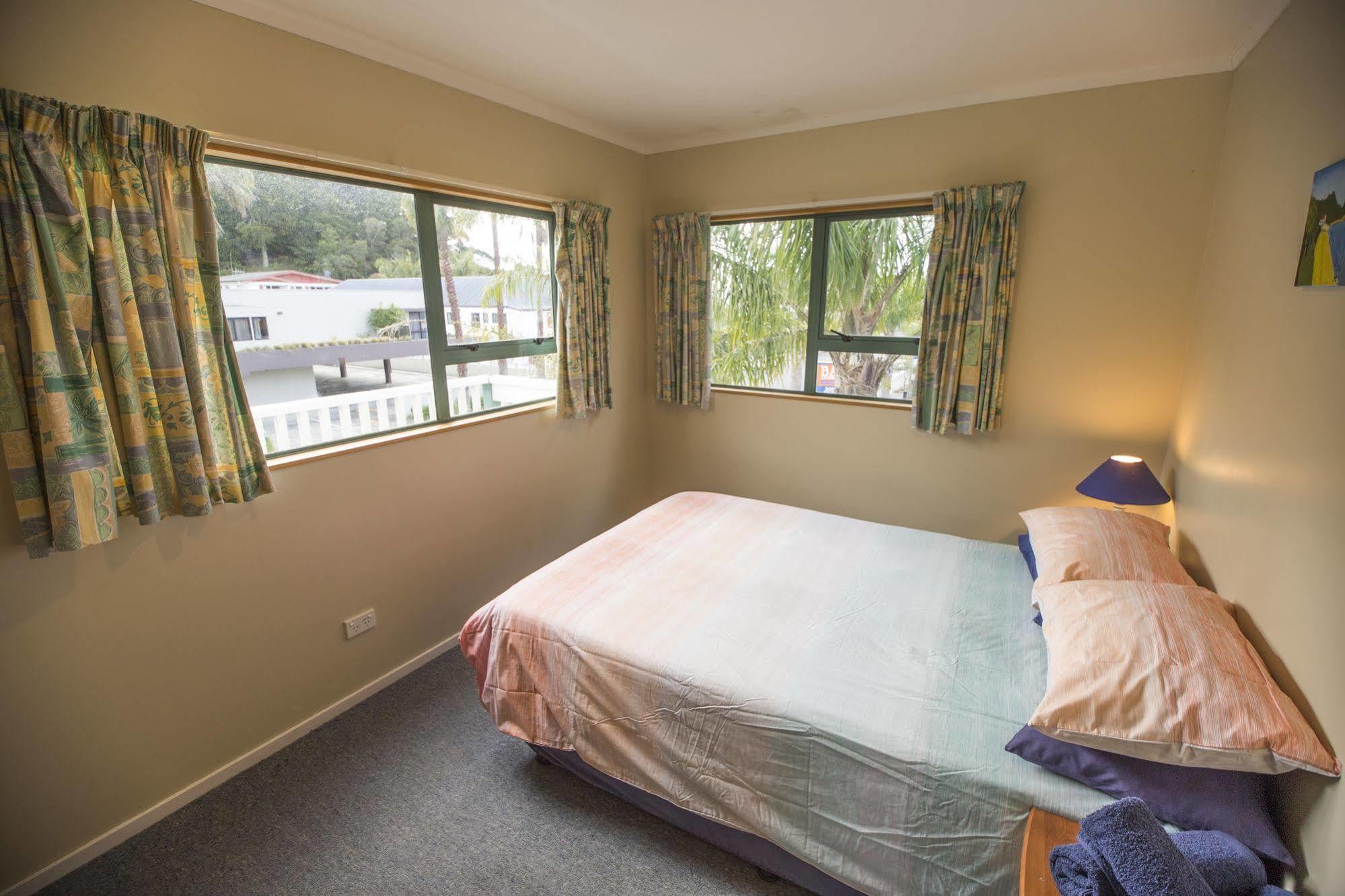 Bay Of Islands Lodge Пейхия Экстерьер фото