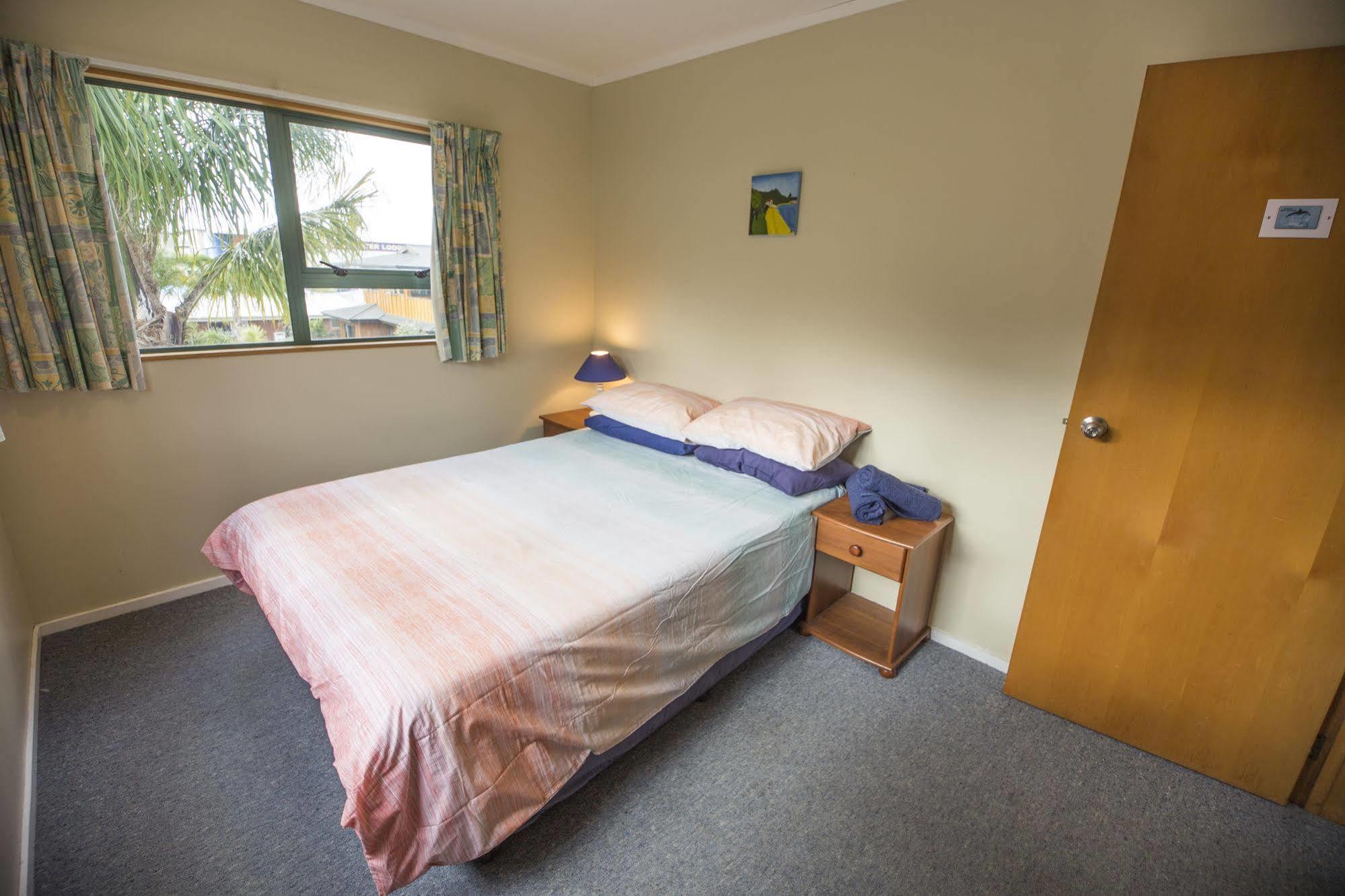 Bay Of Islands Lodge Пейхия Экстерьер фото