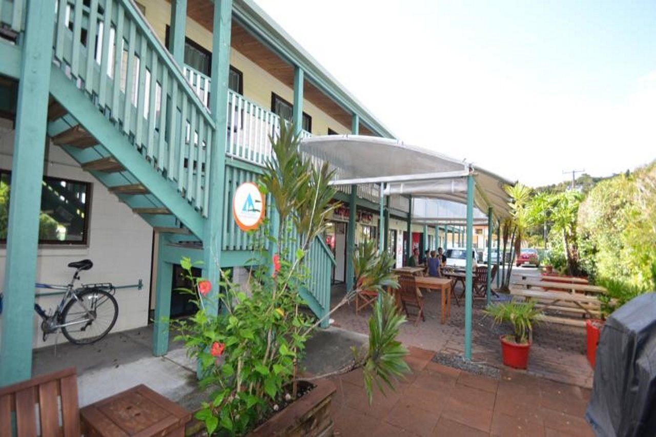 Bay Of Islands Lodge Пейхия Экстерьер фото